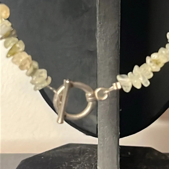 Jade Stones with Polished Multi Stone Chips Toggle Vintage Necklace - Picture 5 of 7